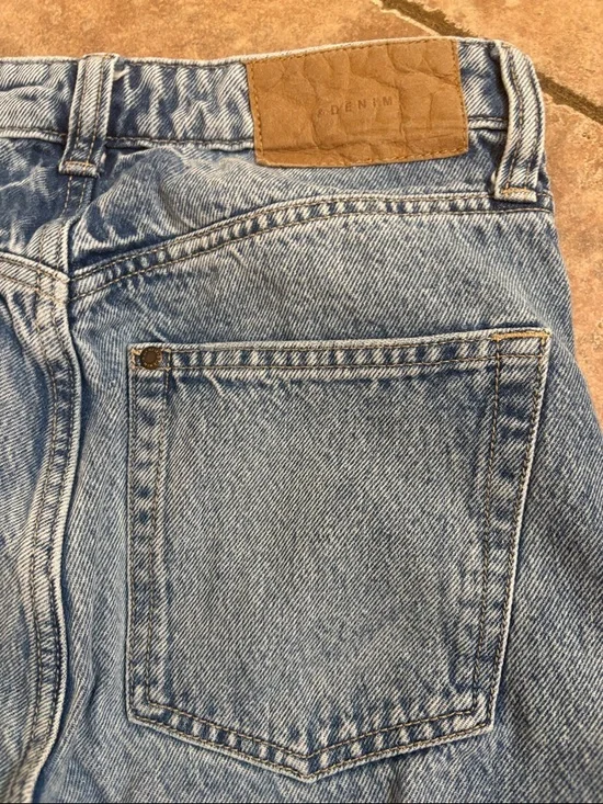 H&M Light Blue Wide Leg Jeans - Picture 7 of 7